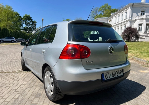 Volkswagen Golf cena 12900 przebieg: 157000, rok produkcji 2006 z Białystok małe 172